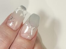 エミュレ(emure.)/イニシャルネイル