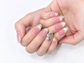 キラネイル アンド アイラッシュ by World Beauty(KIRA)/マグネット フレンチ