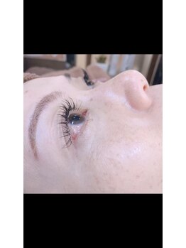 フリルアイビューティ 豊中店(Frill Eye Beauty)/
