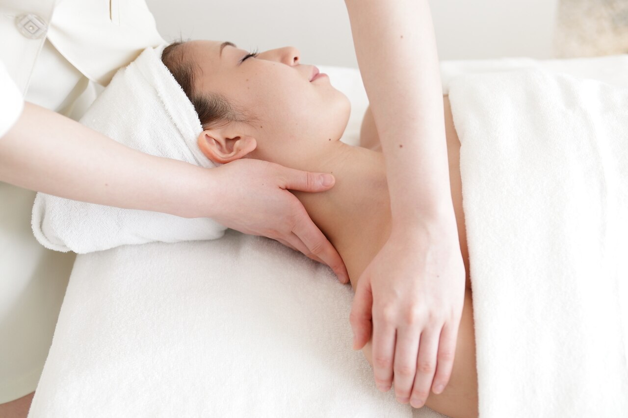 クリニカルエステ イーズ 15000円相当券