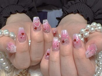 モアネイル 新宿/チークネイル/持ち込み/新宿