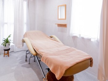 ブルーミン(Bloomin')の写真/駅から徒歩3分の好立地◎お買い物の前や合間の一休みにも☆天候や気温などに左右されず通いやすい♪