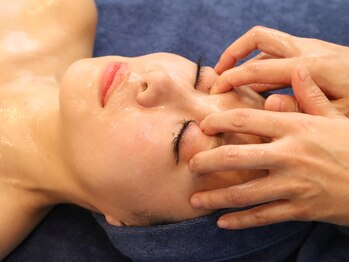 ジェイオー(J.O)/フェイシャル小顔矯正コルギ