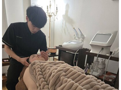 カルムファルコン(calmファルコン)の写真