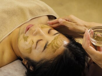 ラグゼ(LUXE)の写真/【厚生労働省認定◎】お肌に優しいハーブピーリング♪結果重視で満足度◎即メイクＯＫなのも嬉しい☆