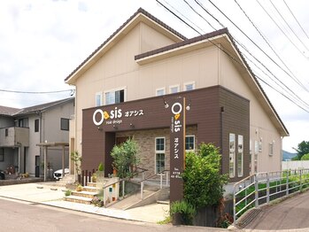 ヘアーデザインオアシス(Oasis)/【理容室併設の完全個室】