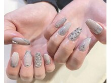 ロータス Lotus/キラキラグレーネイル