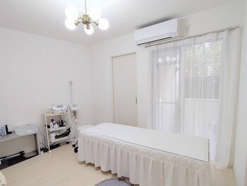 ユニクリア(Uni clear)/フェイシャル・痩身エステ専門