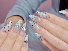 韓国風ゴテゴテギャルネイル