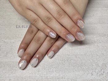 ラ フルール(La Fleur)/ネイルモデル simple asymmetry