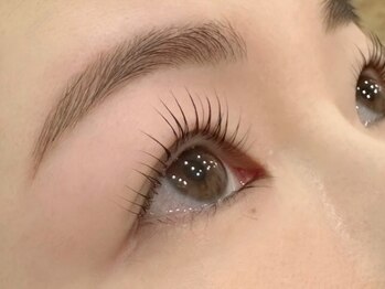 まつげパーマ/マツエク/LED/パリエク/眉毛/パリジェンヌ　Raffelia 【ラフェリア】の写真/【第一印象UP】は“眉”で決まる！あなたらしさを引き出すアイブロウメニューあり◎メンズも大歓迎◎