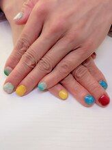 気分が上がる♪個性派ネイル