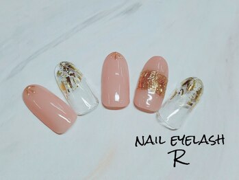 ネイルアンドアイラッシュサロンR/ニュアンス