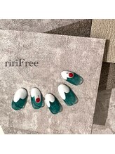 リリフリー(riri Free)/クリームソーダ―ネイル