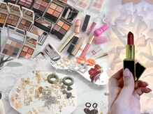 大量のコスメから専用ベストコスメを提案♪お試し実感タイムも◎