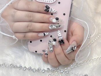 【Risa】ドットネイル