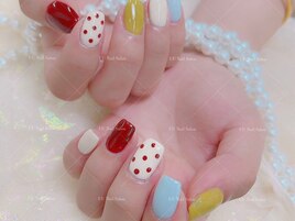 カラフルネイル