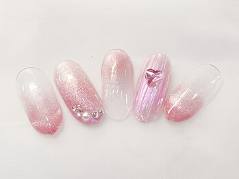 ディオーネ ネイルスタジオ(Dione)/厳選のマグネット定額ネイル