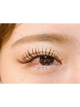 目の形にあったエクステ提案が得意