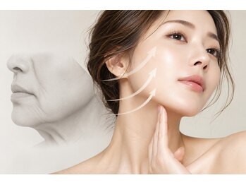 シイ(She)の写真/たるみ・ほうれい線が気になり始めた方へ