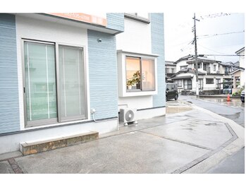 サンハート(SUN HEART)/専用駐車場あります！