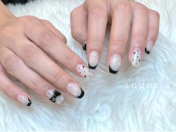 アンガット(angot.)/モノトーンネイル