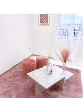 BIANCA eye design/待合