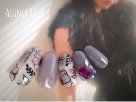 【フラワーネイル】