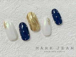 157. ネイビー スタッズ　ネイル