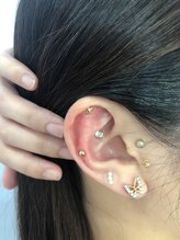 フェリス(Feliz)/耳つぼジュエリー