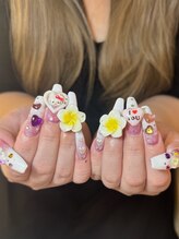 ウズ(UZU)/ゴテゴテネイル