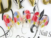 ネイルサロン ディーバ ギンザ(Nail salon Diva GINZA)/鮮色フラワー¥9500