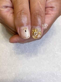 ウロネイルズ(ulo nails)/ゴールドジュエリーネイル