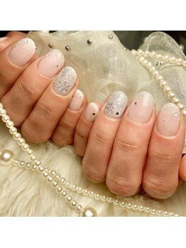 アオマリー(Aomalie)/雪の結晶ネイル　¥11,000