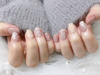 サロン アミリー(Salon Amiely)/アートフリー120分☆持ち込み