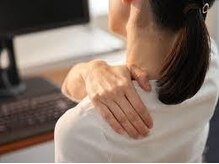 フジ 整体院(FUJI)/背中のツラい痛み