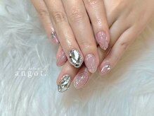 アンガット(angot.)/キルティングビジューネイル