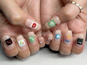 ラデック(RADECK)の写真/「どこでやったの？」と聞かれる指先へ。検定1級の圧倒的技術で、キャラからニュアンスまで理想を完結。