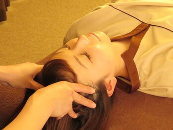 癒し処ほっこり 段原店の写真/【もみほぐし45分¥2980～】男女OK/仕事帰りに◎リピート率の高いスタッフ勢揃いで低価格×高技術を実現♪