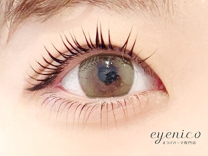 アイニコ 梅田店(eyenico)の写真