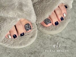ネイビーツイードネイル