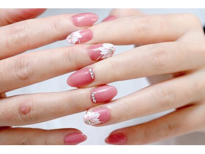 ネイルルージュ(Nail Rouge)の写真