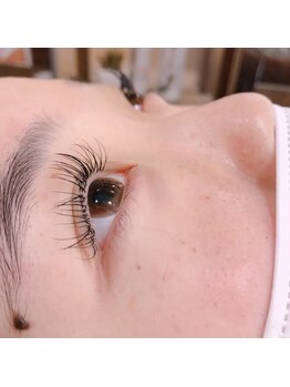 フリルアイビューティ 豊中店(Frill Eye Beauty)/