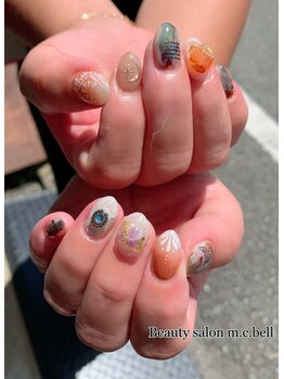 エムシーベル(m.c bell)/