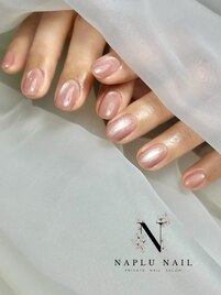 シンプル　マグネットネイル