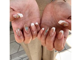 サマーフレンチネイル