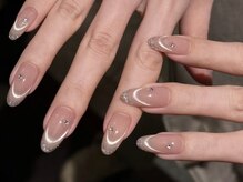 ブラソンネイル(Blossom nail)/上品ラメフレンチネイル