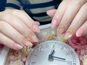 モン アミ(MON AMIE)/持ち込みアート