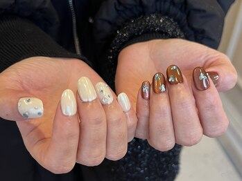 ネオイ(neo:i)/チグハグネイル