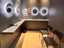 sauna KURO【サウナクロ】の雰囲気(ドライヤー付メイクブース完備)